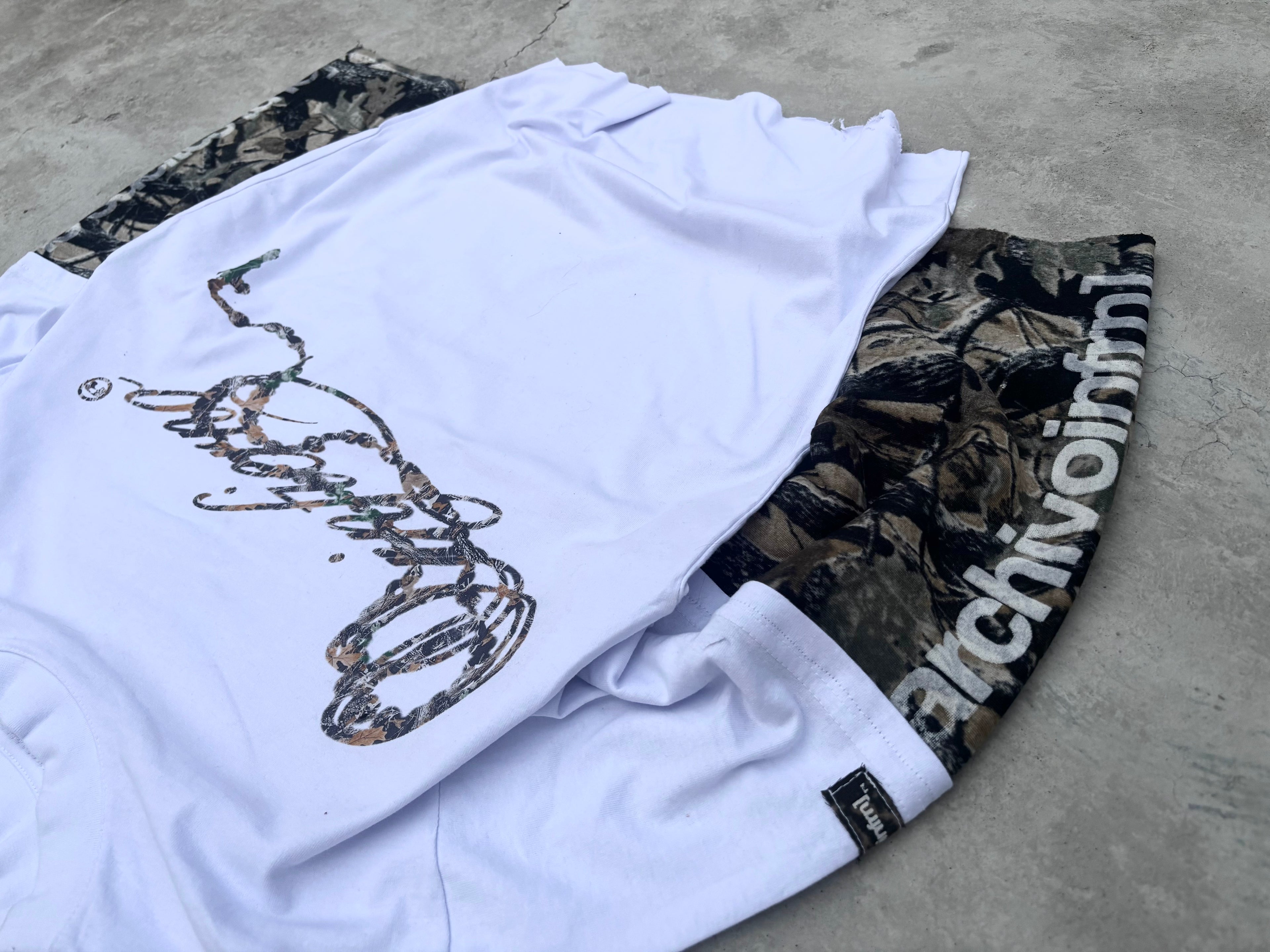 [nø sūeltes tū fe] long-sleeve-camo