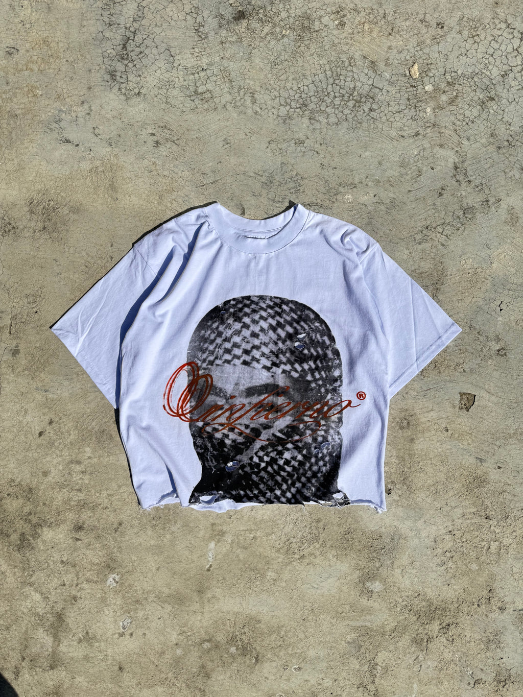 tee “homenaje” [infiernō]