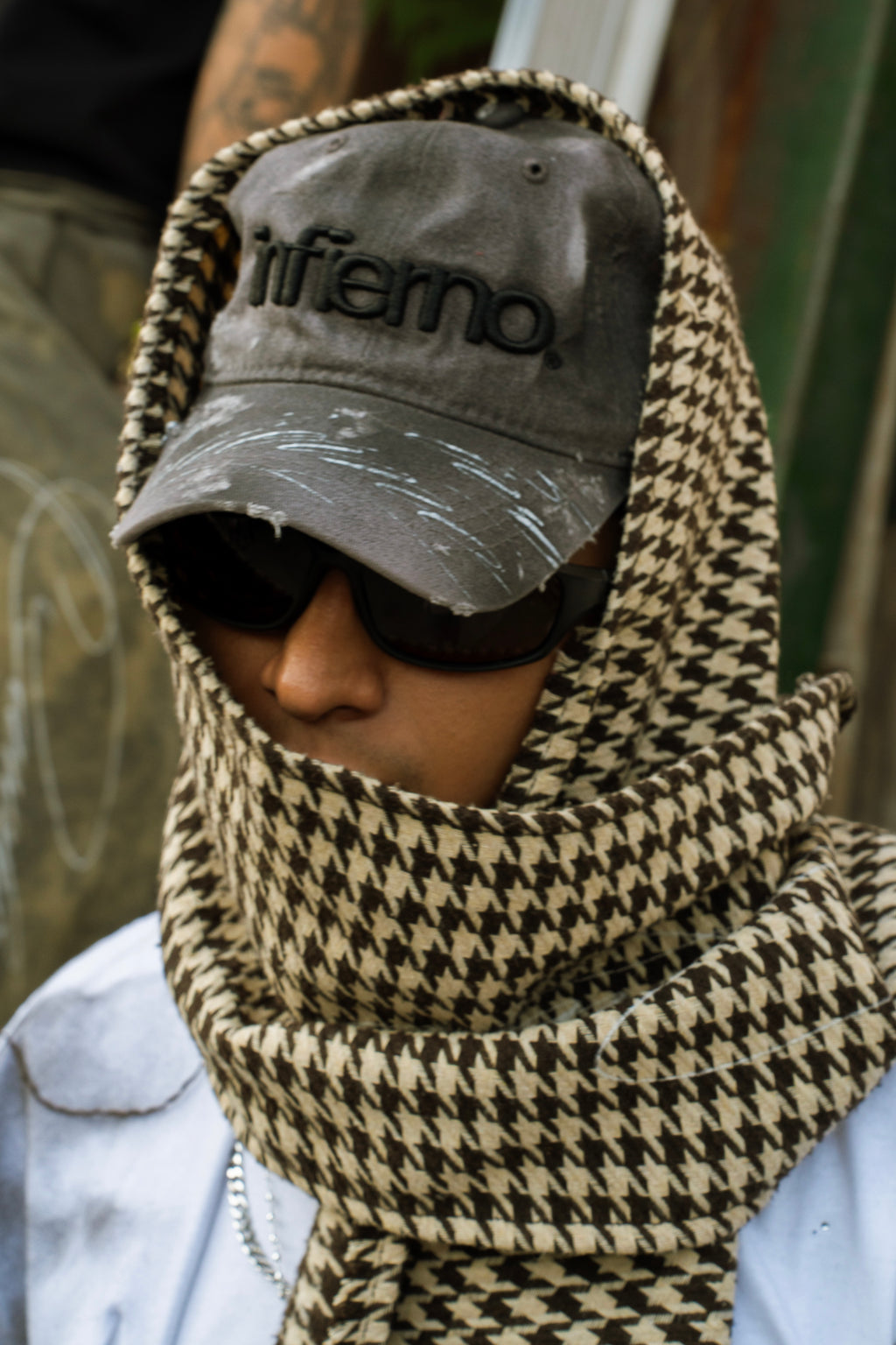 [įnfįernø] dąd hąts